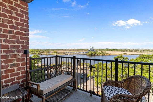 10 Grace Street Apt 604, Wilmington, NC 28401