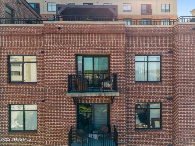 10 Grace Street Apt 604, Wilmington, NC 28401