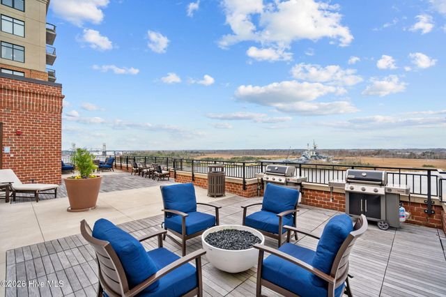 10 Grace Street Apt 604, Wilmington, NC 28401