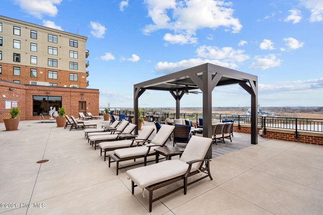 10 Grace Street Apt 604, Wilmington, NC 28401