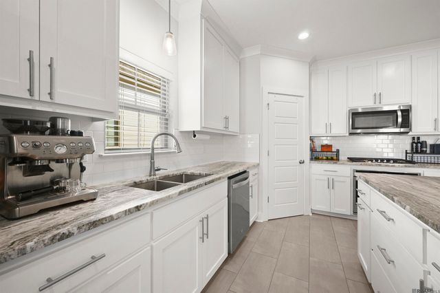 11681 Hideaway St, Denham Springs, LA 70726