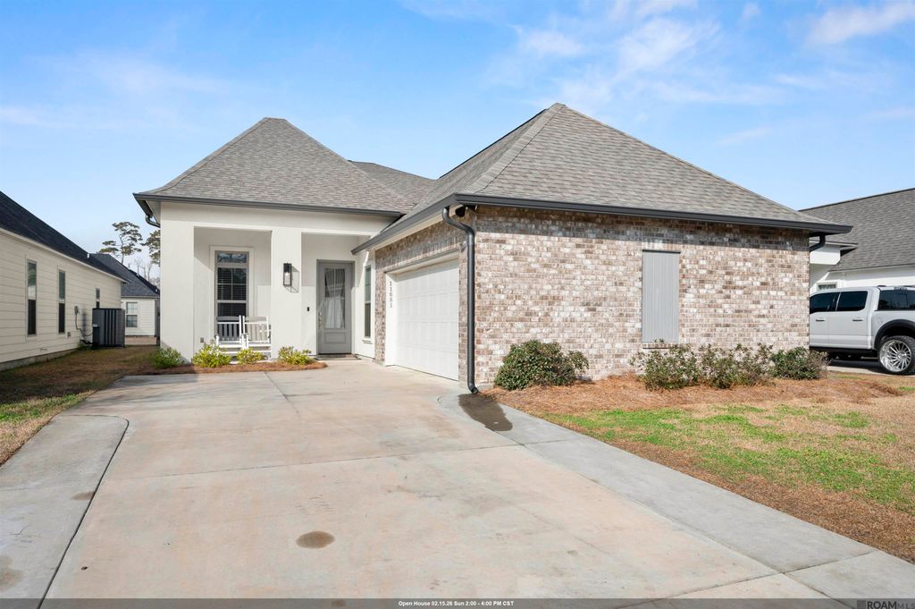 11681 Hideaway St, Denham Springs, LA 70726