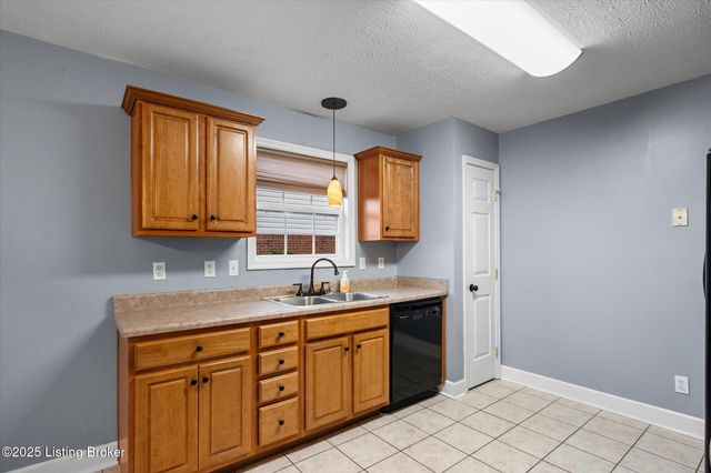 2073 Osprey Cove, Shelbyville, KY 40065