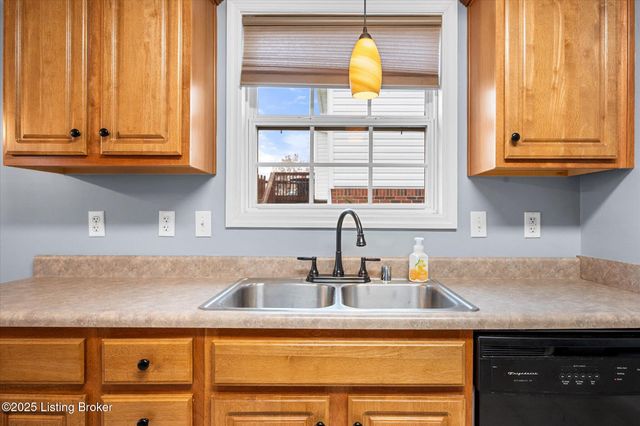 2073 Osprey Cove, Shelbyville, KY 40065