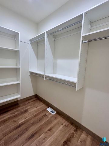 505 S Garfield St Street, Lennox, SD 57039