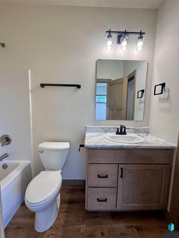 505 S Garfield St Street, Lennox, SD 57039