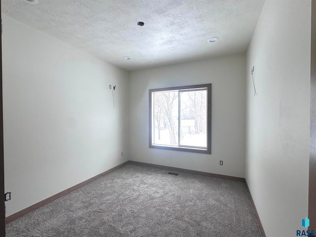 505 S Garfield St Street, Lennox, SD 57039