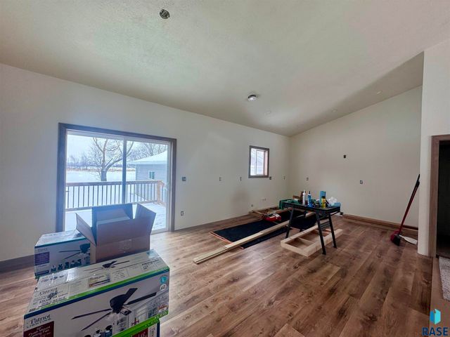 505 S Garfield St Street, Lennox, SD 57039