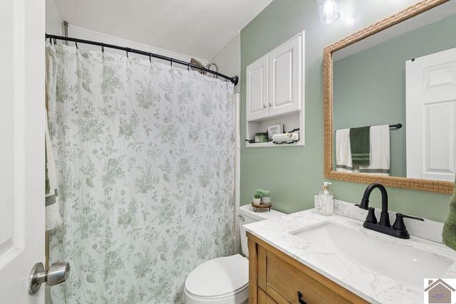 231 Iroquois Drive, Paducah, KY 42001