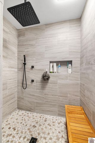 231 Iroquois Drive, Paducah, KY 42001