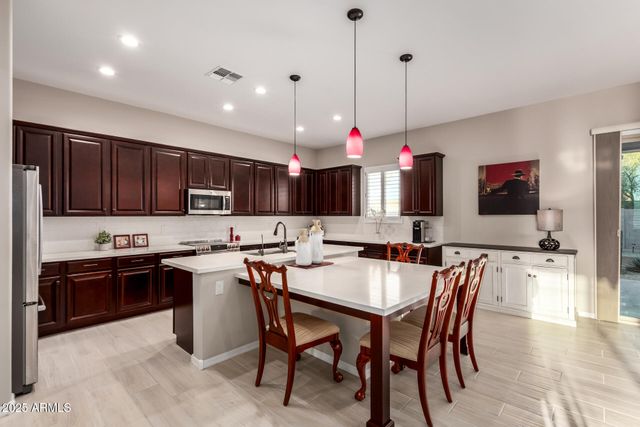 31609 N 41ST Place, Cave Creek, AZ 85331