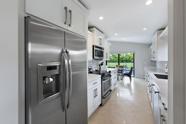 11204 Cloverleaf Circle, Boca Raton, FL 33428