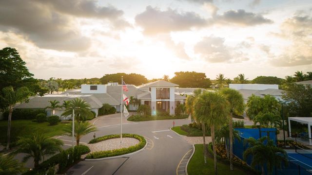 11204 Cloverleaf Circle, Boca Raton, FL 33428