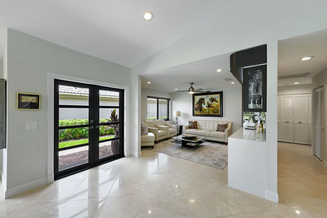 11204 Cloverleaf Circle, Boca Raton, FL 33428