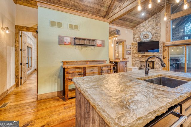 280 Point Of View Road 15, Blue Ridge, GA 30513