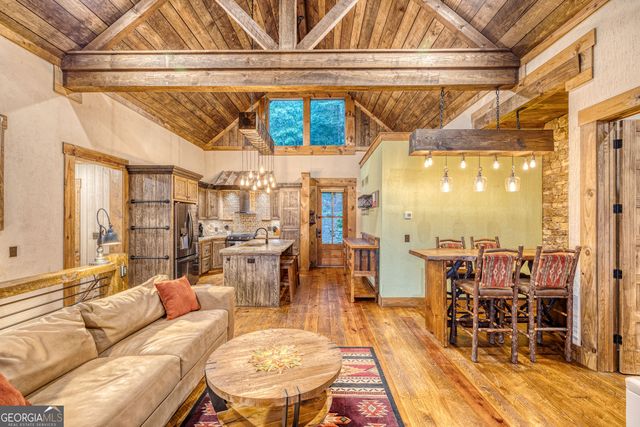 280 Point Of View Road 15, Blue Ridge, GA 30513