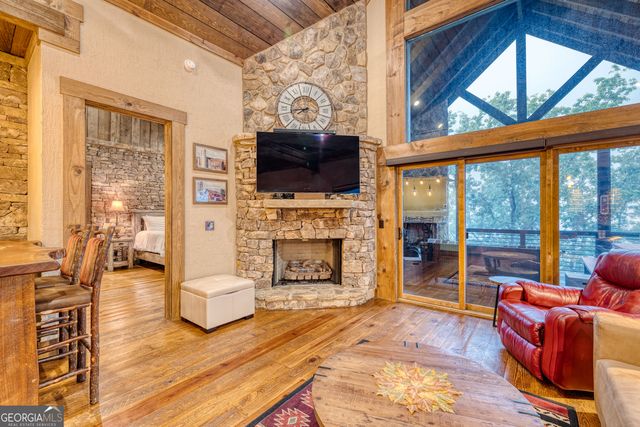280 Point Of View Road 15, Blue Ridge, GA 30513