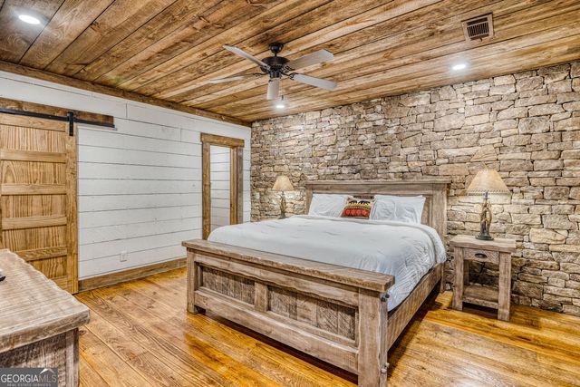 280 Point Of View Road 15, Blue Ridge, GA 30513