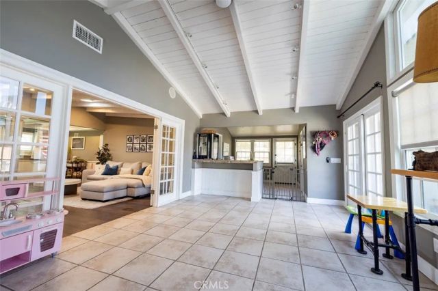 13591 Flint, Santa Ana, CA 92705