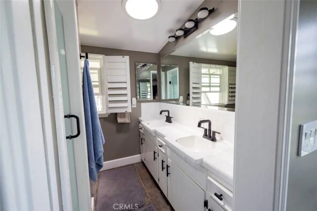 13591 Flint, Santa Ana, CA 92705