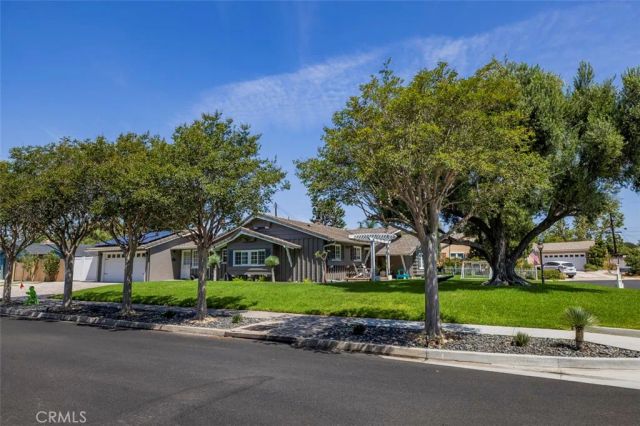 13591 Flint, Santa Ana, CA 92705