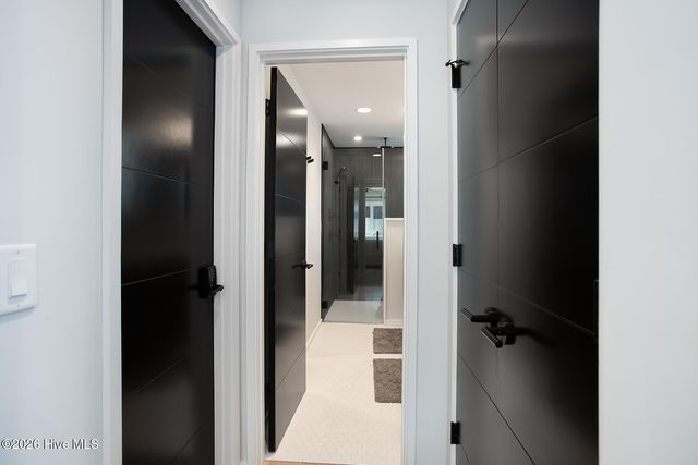 8 E Columbia Street E B, Wrightsville Beach, NC 28480