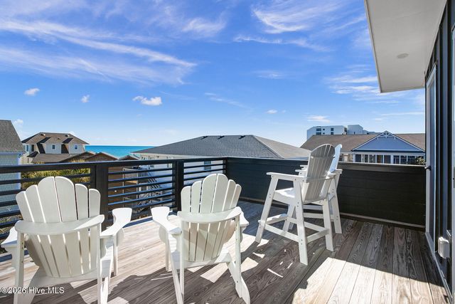 8 E Columbia Street E B, Wrightsville Beach, NC 28480