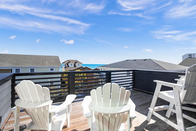 8 E Columbia Street E B, Wrightsville Beach, NC 28480