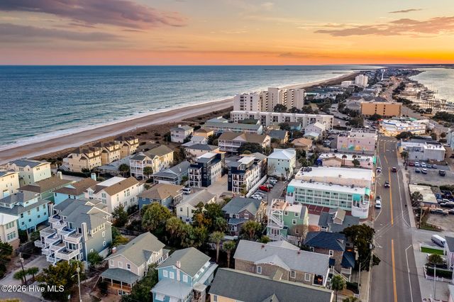 8 E Columbia Street E B, Wrightsville Beach, NC 28480