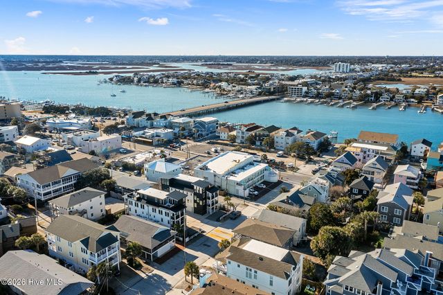 8 E Columbia Street E B, Wrightsville Beach, NC 28480