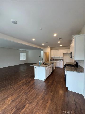 11016 Clear Lake Lane, Eastvale, CA 91752