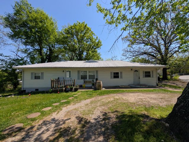 2 Bell Avenue, Rossville, GA 30741
