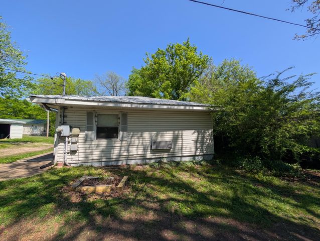 2 Bell Avenue, Rossville, GA 30741