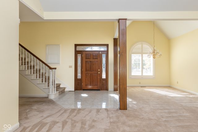 7489 Oakland Hills Drive, Indianapolis, IN 46236