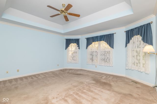 7489 Oakland Hills Drive, Indianapolis, IN 46236