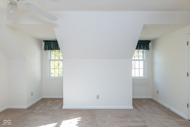 7489 Oakland Hills Drive, Indianapolis, IN 46236