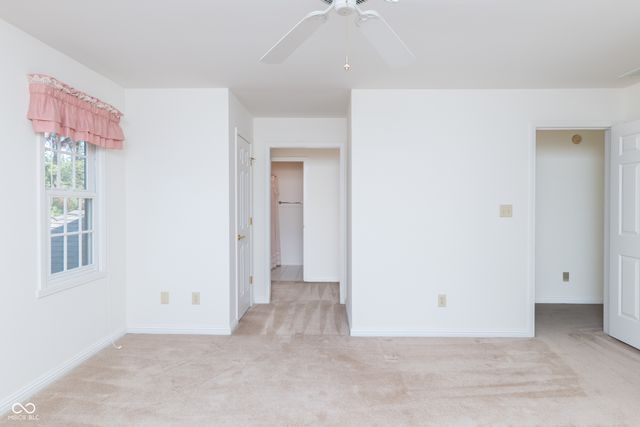 7489 Oakland Hills Drive, Indianapolis, IN 46236