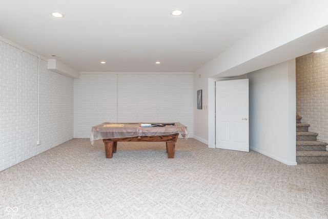 7489 Oakland Hills Drive, Indianapolis, IN 46236