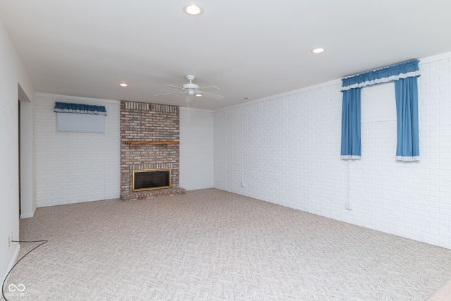 7489 Oakland Hills Drive, Indianapolis, IN 46236