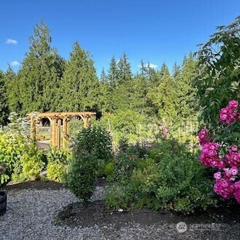 1928 218th Lane SE, Sammamish, WA 98075