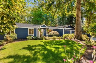 1928 218th Lane SE, Sammamish, WA 98075