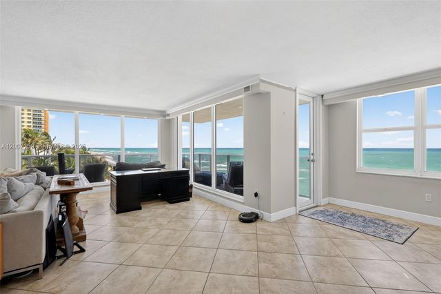 2751 S Ocean Drive 504S, Hollywood, FL 33019