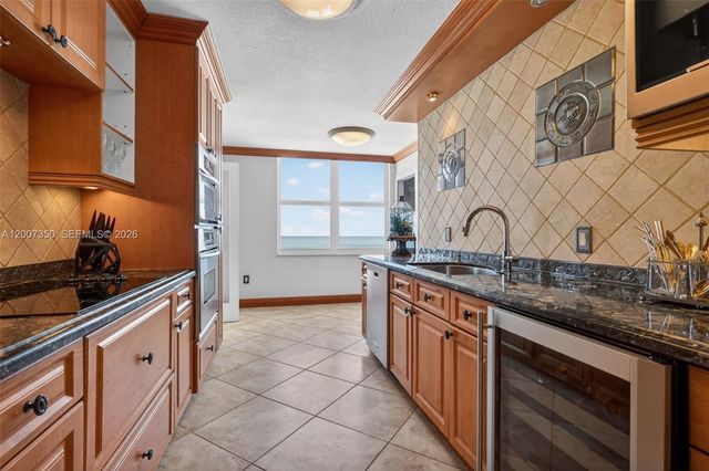 2751 S Ocean Drive 504S, Hollywood, FL 33019