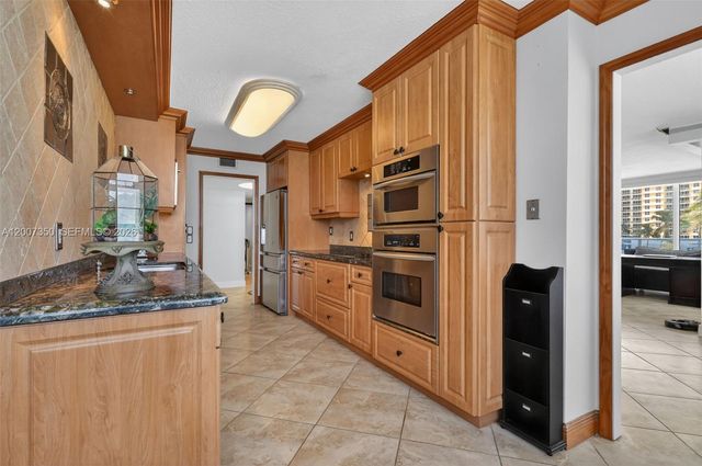 2751 S Ocean Drive 504S, Hollywood, FL 33019