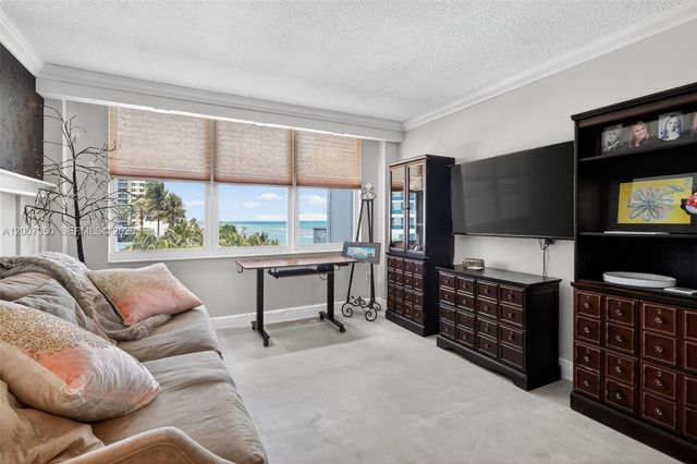 2751 S Ocean Drive 504S, Hollywood, FL 33019