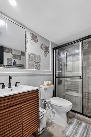2751 S Ocean Drive 504S, Hollywood, FL 33019