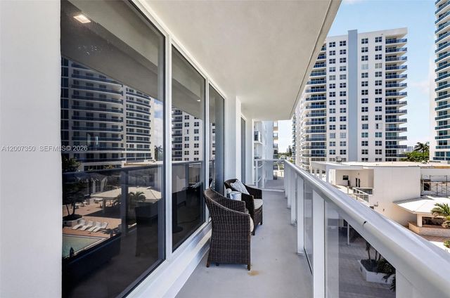 2751 S Ocean Drive 504S, Hollywood, FL 33019