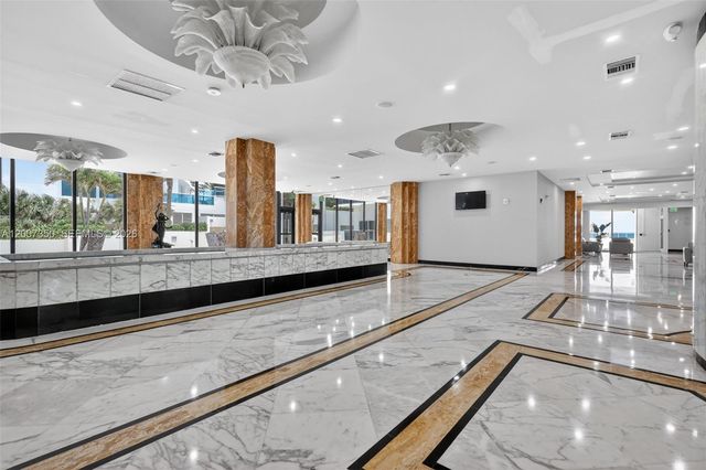 2751 S Ocean Drive 504S, Hollywood, FL 33019