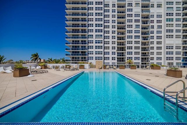 2751 S Ocean Drive 504S, Hollywood, FL 33019