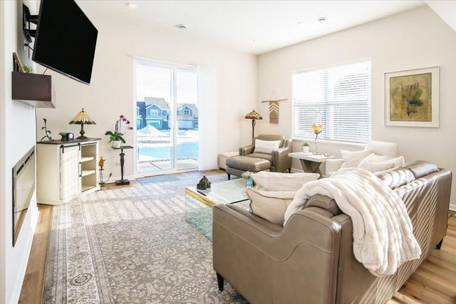 20158 78th Place, Hamel, MN 55340